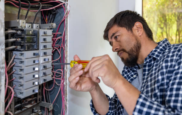 Best Best Electricians Near Me  in Royal City, WA